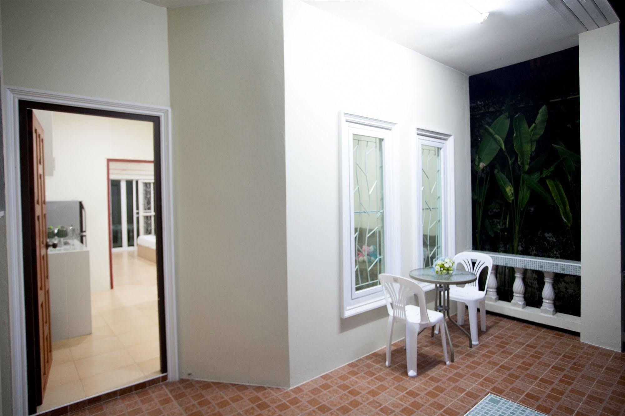 Lucky Lek Resort Rawai Exterior foto